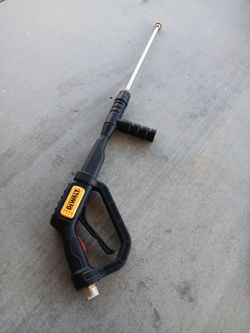 Pressure washer gun