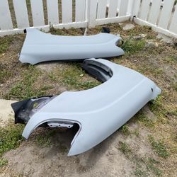 2 98 Toyota Tacoma Driver And Passenger Fenders