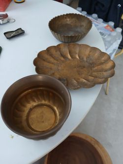 Older Vintage Brass Mixed Set