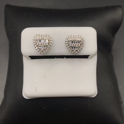 925 Sterling Silver 0.84CT MOISSANITE Heart Earrings 