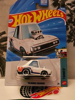 HOT WHEELS