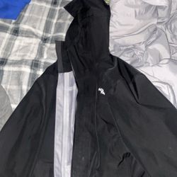 north face windbreaker