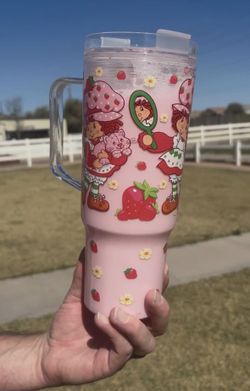 Strawberry Shortcake 40oz Snow Globe Tumbler