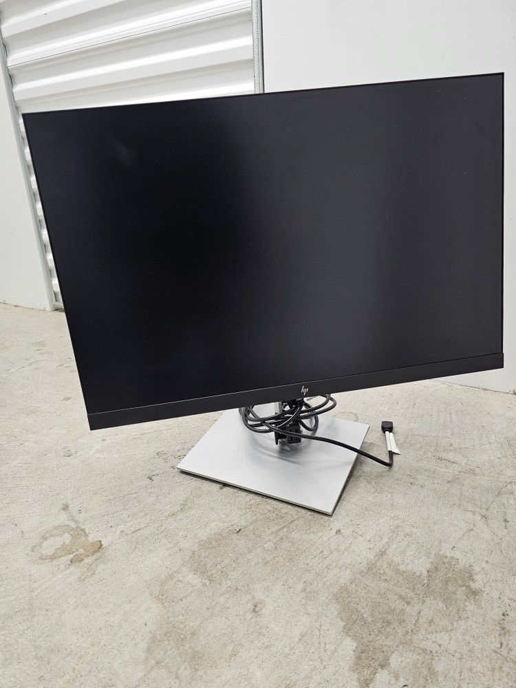 17 Inch HP Monitor