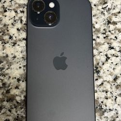 iPhone 15 (Unlocked)