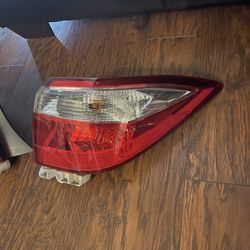 15 Toyota Corolla Rear Tail Lights