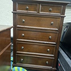 Nice Solid Wood Dresser 52x35x19