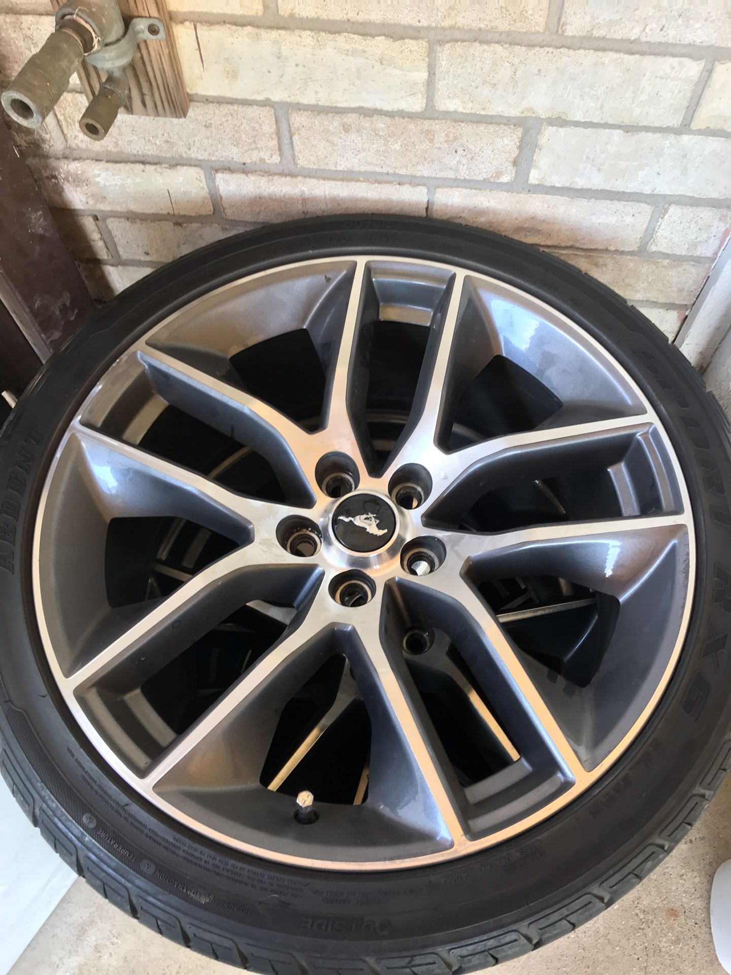 15-17 S550 Ford Mustang 20 in Foundry/Premium wheels