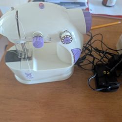 Mini Sewing Machine For Kids