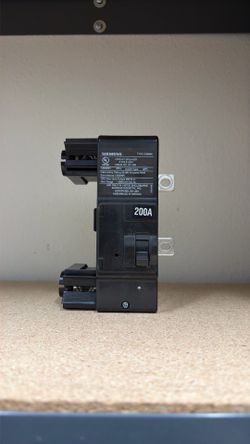 Siemens 200A EQ breaker (EQ8695)