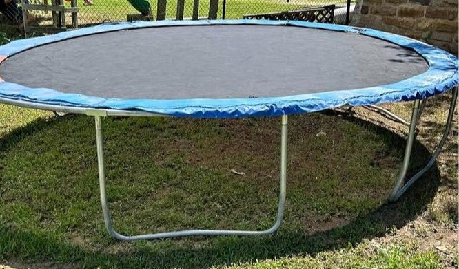 Trampoline
