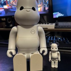 🚨 Bearbrick BAYMAX 400% & 100% Set 🚨