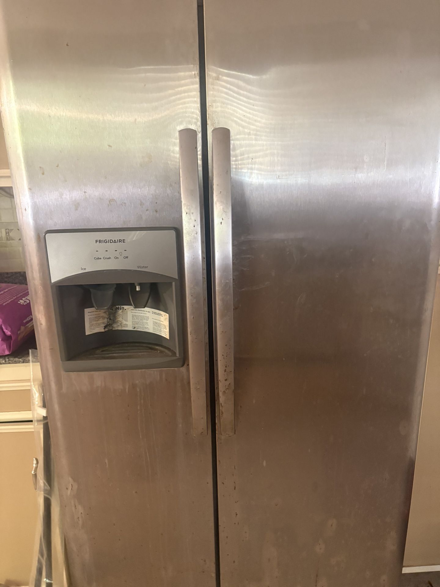 Refrigerator Used