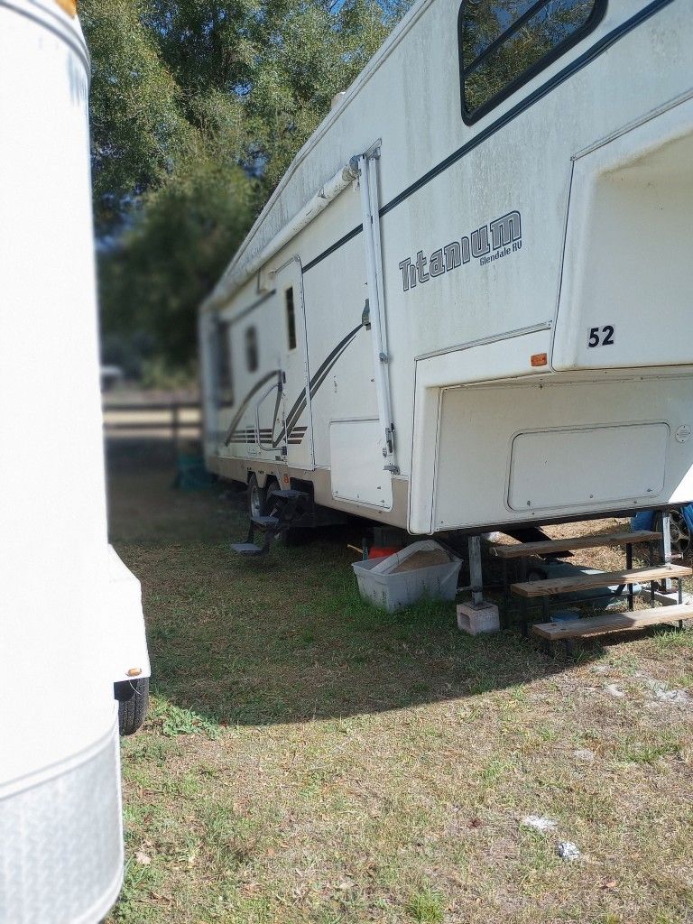 2002 Glendale Titanium