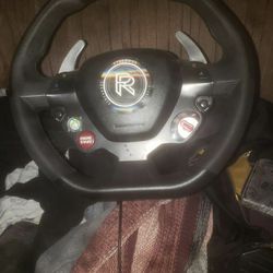 ThrustMaster Pc/xbox Steering wheel And Pedals 70$ Obo