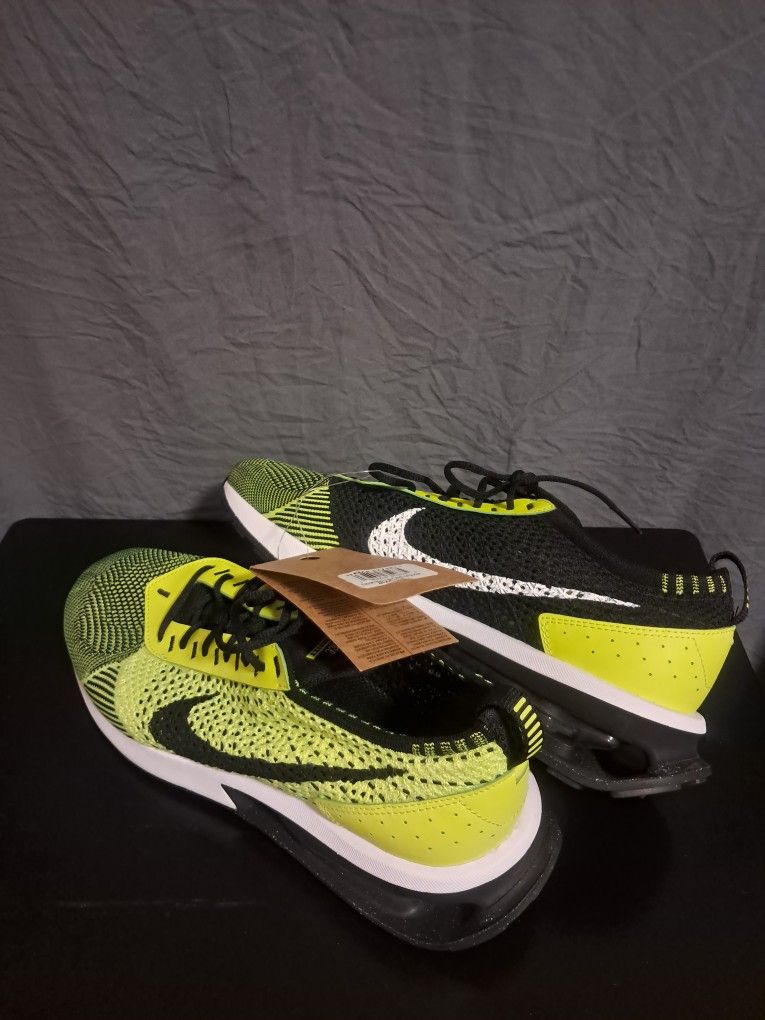 Nike Air Max Flyknit Racer 9.5m