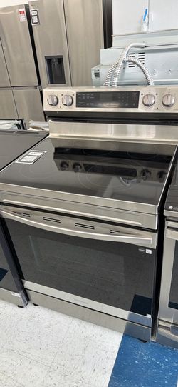 💥Great Save💥 30 in. 5-Burner Element Smart Freestanding Electric Range in Stainless Steel with Wi-Fi and No Preheat AirFry