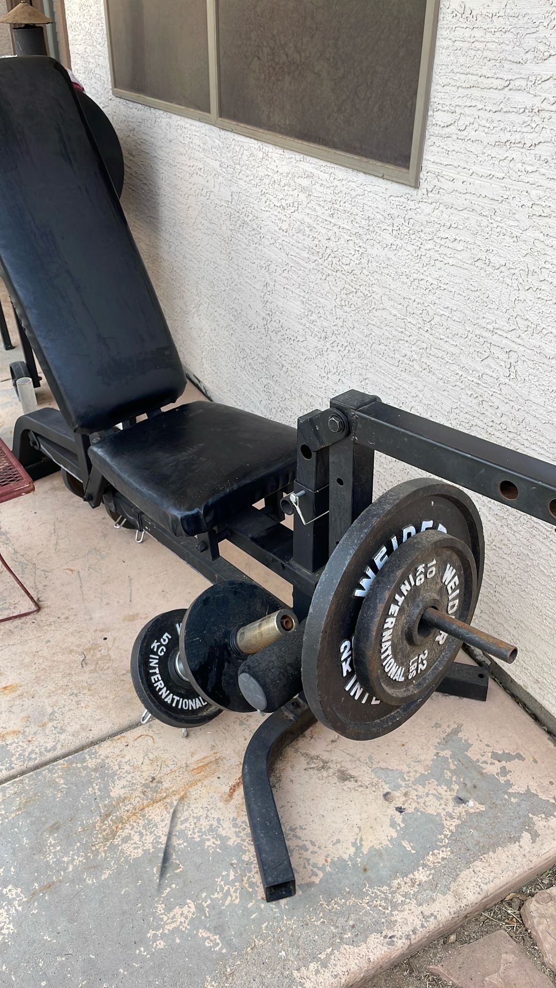 2 Workout Benches Weights And Weight Tree