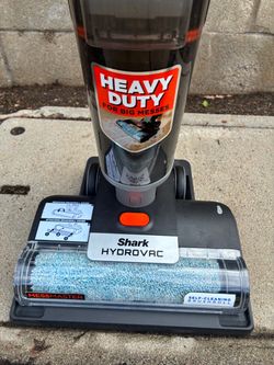 Shark HydroVac MessMaster Upright Vacuum