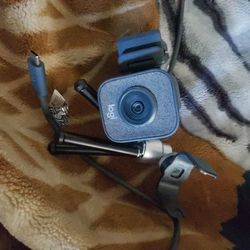 Logitech streamcam plus