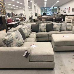 Ardsley Pewter Grey 5-Piece Sectional with Chaise by Benchcraft 