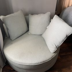 Oversized Round Swivel Couch Chair