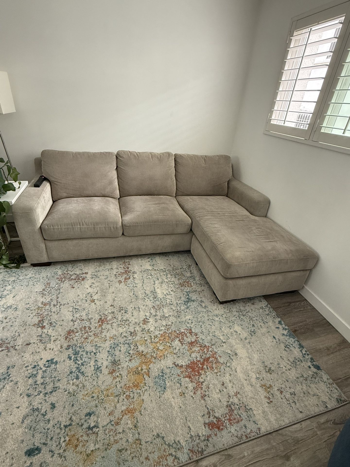 Sleeper Sectional With Reversible Chaise