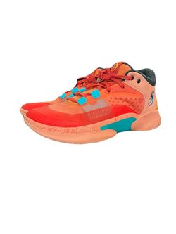 basketball shoes