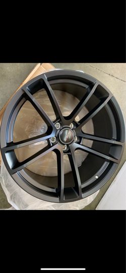Dodge Charger 20” new set of srt style rims set