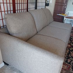 A beautiful 3-seater sofa