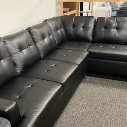 Vancouver 2-Piece Sectional with Right Chaise