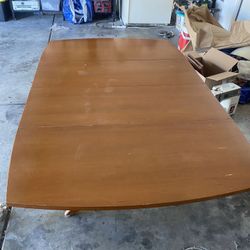 Kitchen  Table With 4 Chairs 