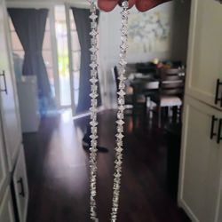 Star stud chain