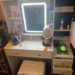 Brand New**Vabches White Vanity Desk**Great Deal