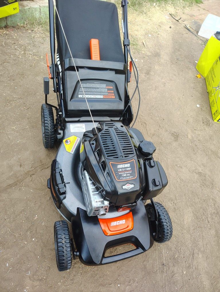 ECHO
21 in. 190 cc Briggs and Stratton Gas 3-in-1 Dual Blade RWD Self-Propelled Lawn Mower with Mow N' Stow and ReadyStart