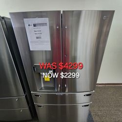 30 Cu. Ft. 4 Door French Door Refrigerator, Door IN Door, Full Convert Drawer , Craft Ice In Print Proof 