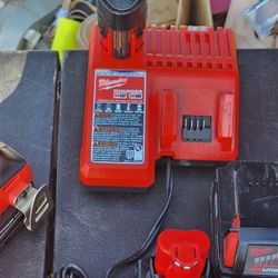 Milwaukee Tools 