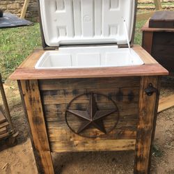 Ice chest Cooler  $140 Size Of Cooler 48 qts 