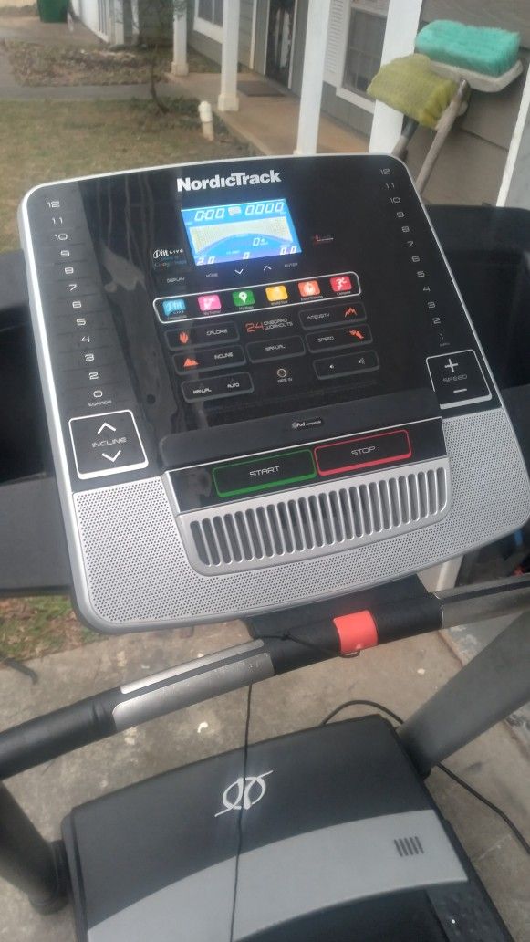 Nice Clean Working Nordictrack Treadmill  T7.0