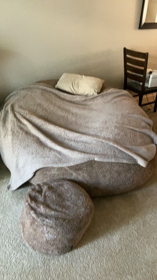 Lovesac And Ottoman