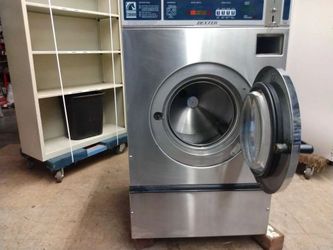 Refurbished Dexter WCVD18KCS-12SZ Commercial Front Load Washer – 18–20 lb
