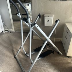 🔥🔥ELIPTICAL  Foldable EXERCISE MACHINE. Great Condition ! Yours For Only $60!🔥🔥