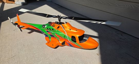 RC Helicopter - Retractable Landing Gear