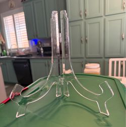 Clear Plastic Easel