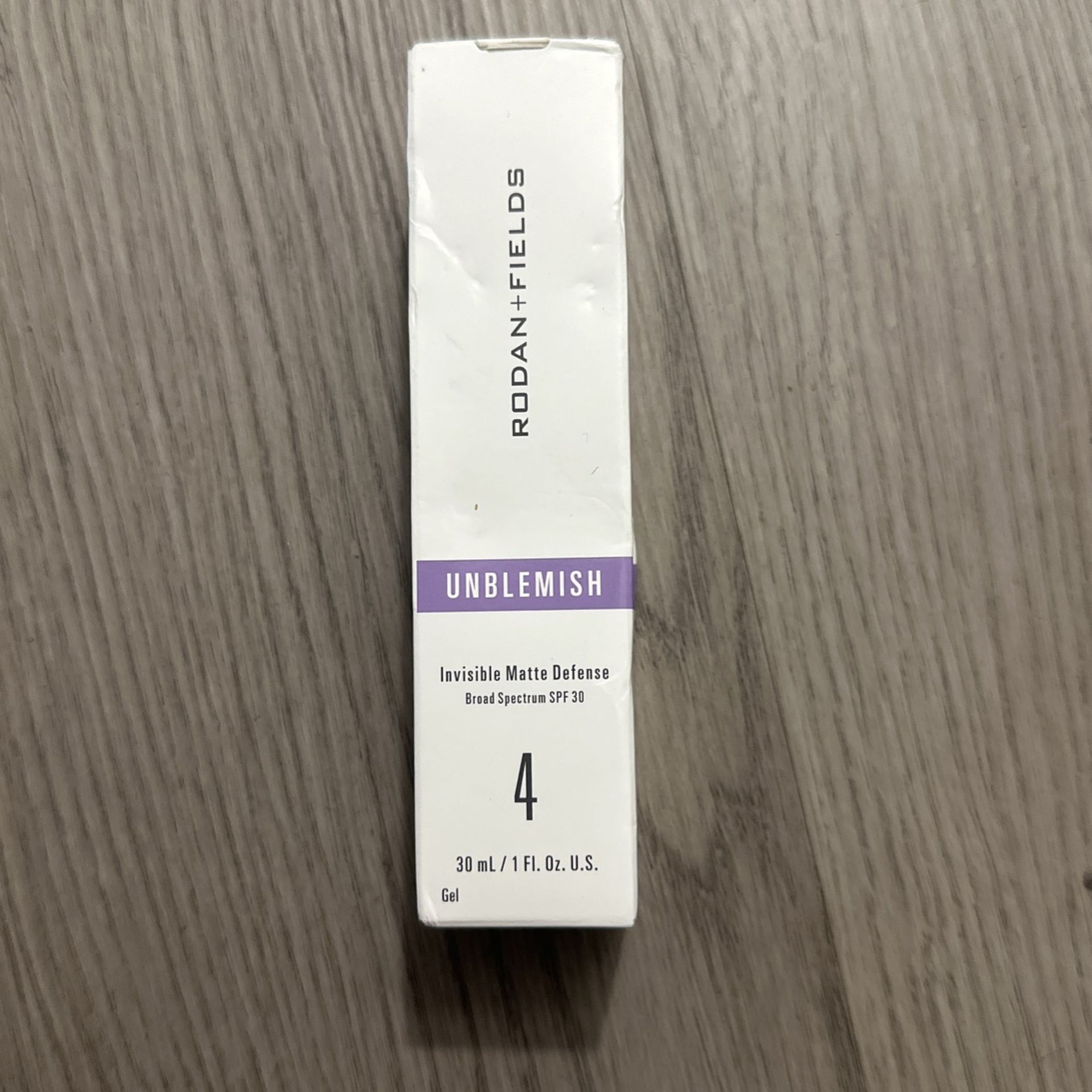 RODAN & Fields UNBLEMISH Invisible Matte Defense Broad Spectrum SPF 30