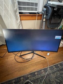 Samsung Curved Monitor