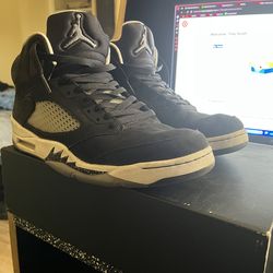 Jordan 5 retro moonlight size 12