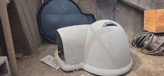 Petmate XL Doghouse