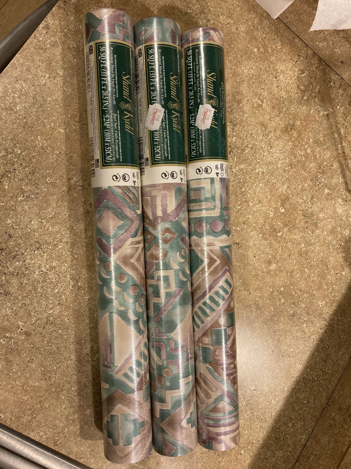 3 Rolls Vinyl Wallpaper. Regular $48.38 a Roll. All 3 One Price. (Johnstown Ohio)