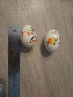 Asian hand painted orental antique eggs
